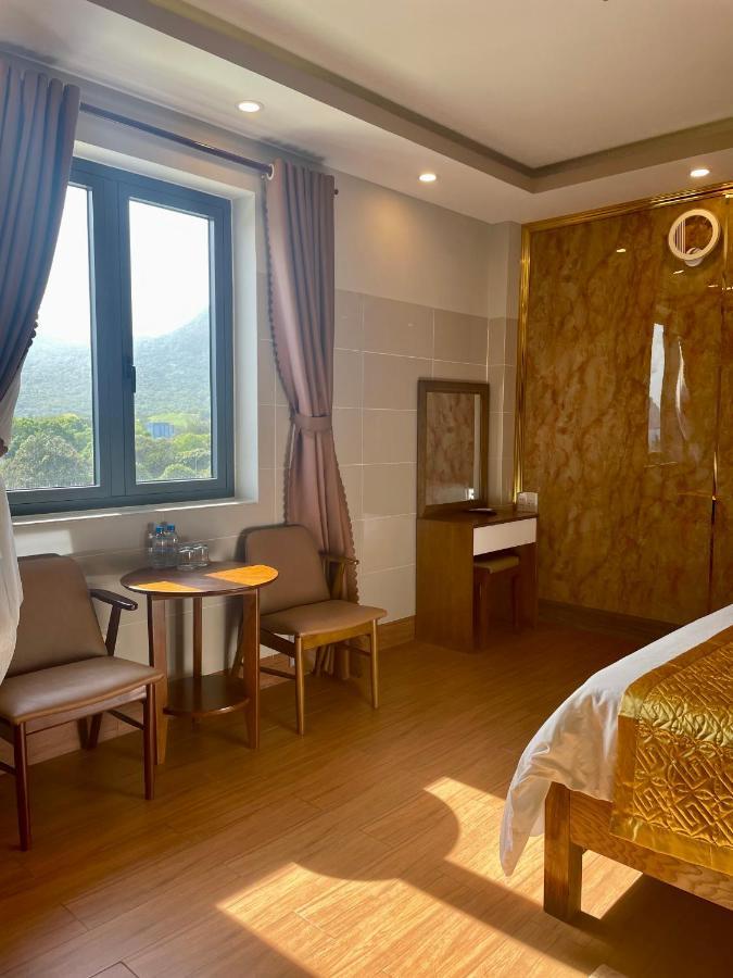 Hotel Minh Thang 2 Chi Khu Co Ong Bagian luar foto